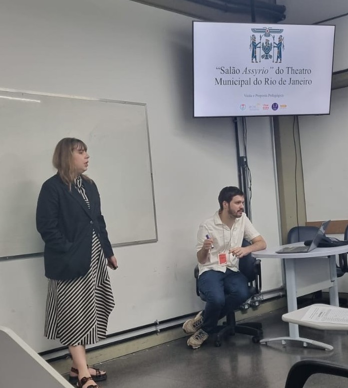 Matheus Treuk e Kayssa Mavrides durante as atividades do minicurso em 15 de setembro de 2026